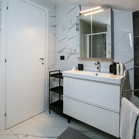 Apartment La Casa Delle Langhe