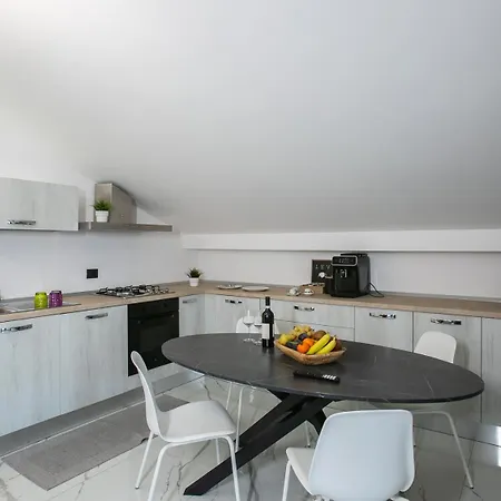 La Casa Delle Langhe * グアレーネ