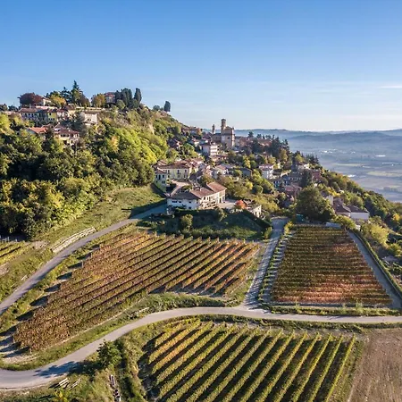 La Casa Delle Langhe Апартаменты Гуарене